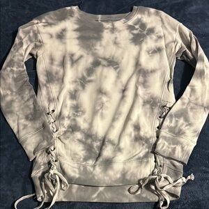 American eagle tye dye sweater